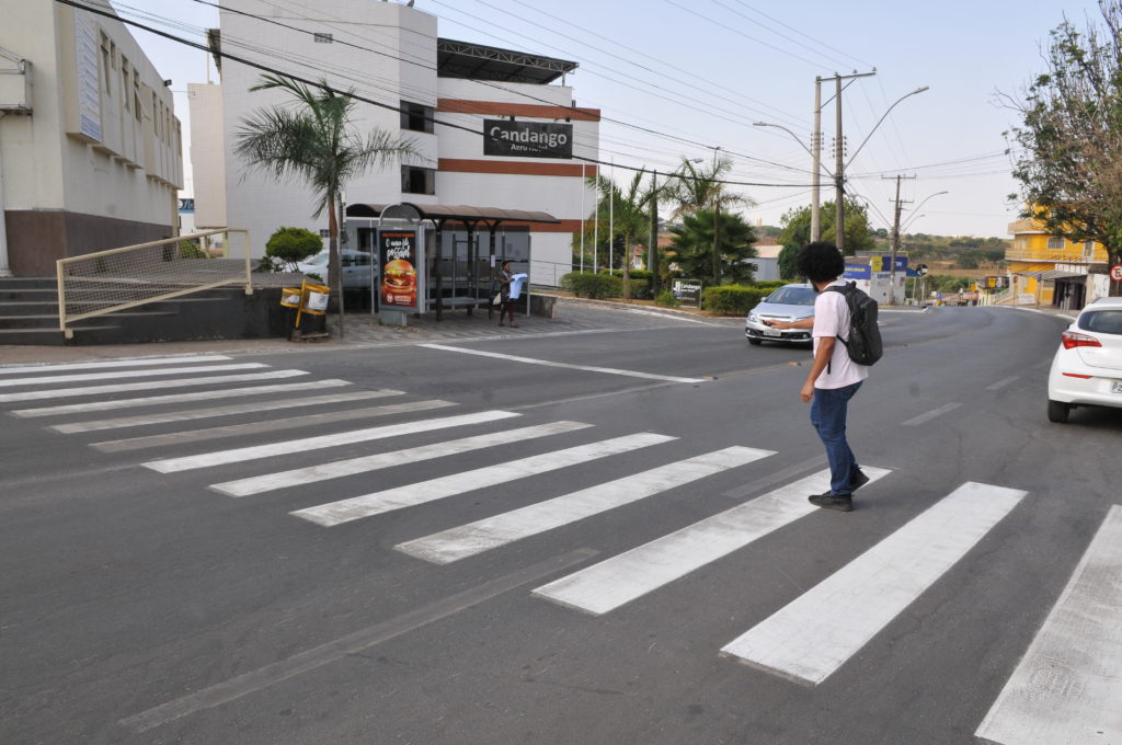 167 faixas de pedestres foram revitalizadas neste fim de semana Jornal de Brasília