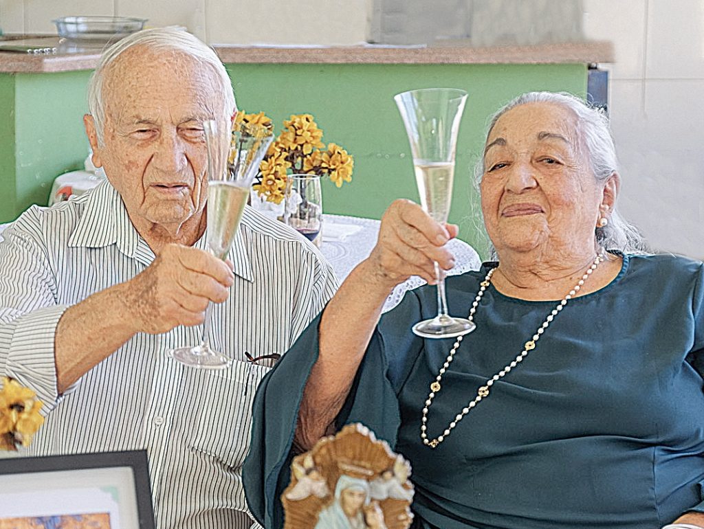 Os 75 anos de casados de José e Mundinha Peixoto e muito mais na coluna ...