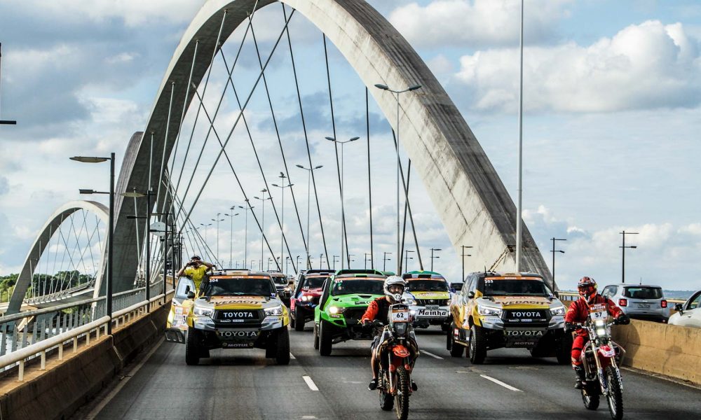 Celebridades, camaradagem e carreata: os bastidores da Bolha do Sertões em Brasília