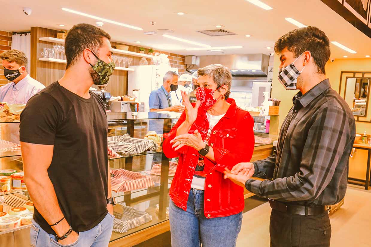 Vitor Souto, Karla Maia e Arthur Souto. Foto: César Rebouças