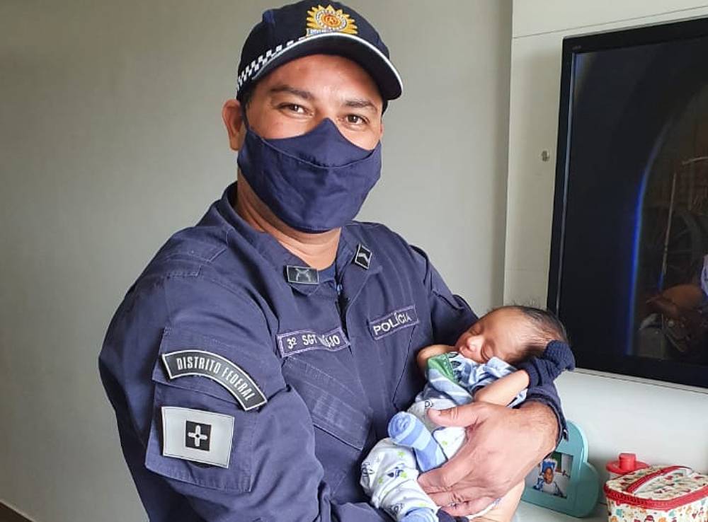 Policial Salva Bebê Engasgado Em Taguatinga Jornal De Brasília