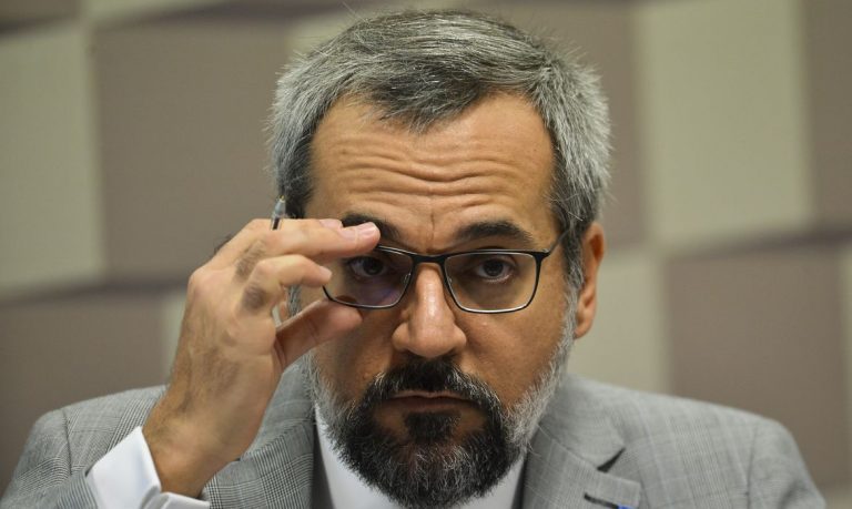 Caso Lázaro: aliado de Bolsonaro prega pena de morte ...