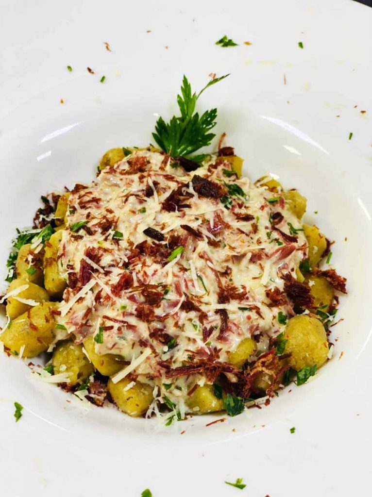 Fiore ao molho de Grana Padano. Foto: Victor Rocha