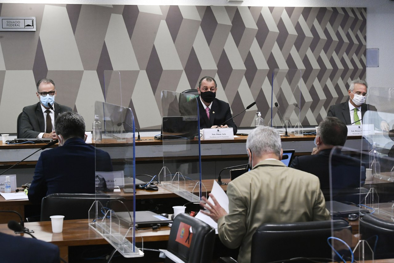 Barra Torres na CPI da Covid