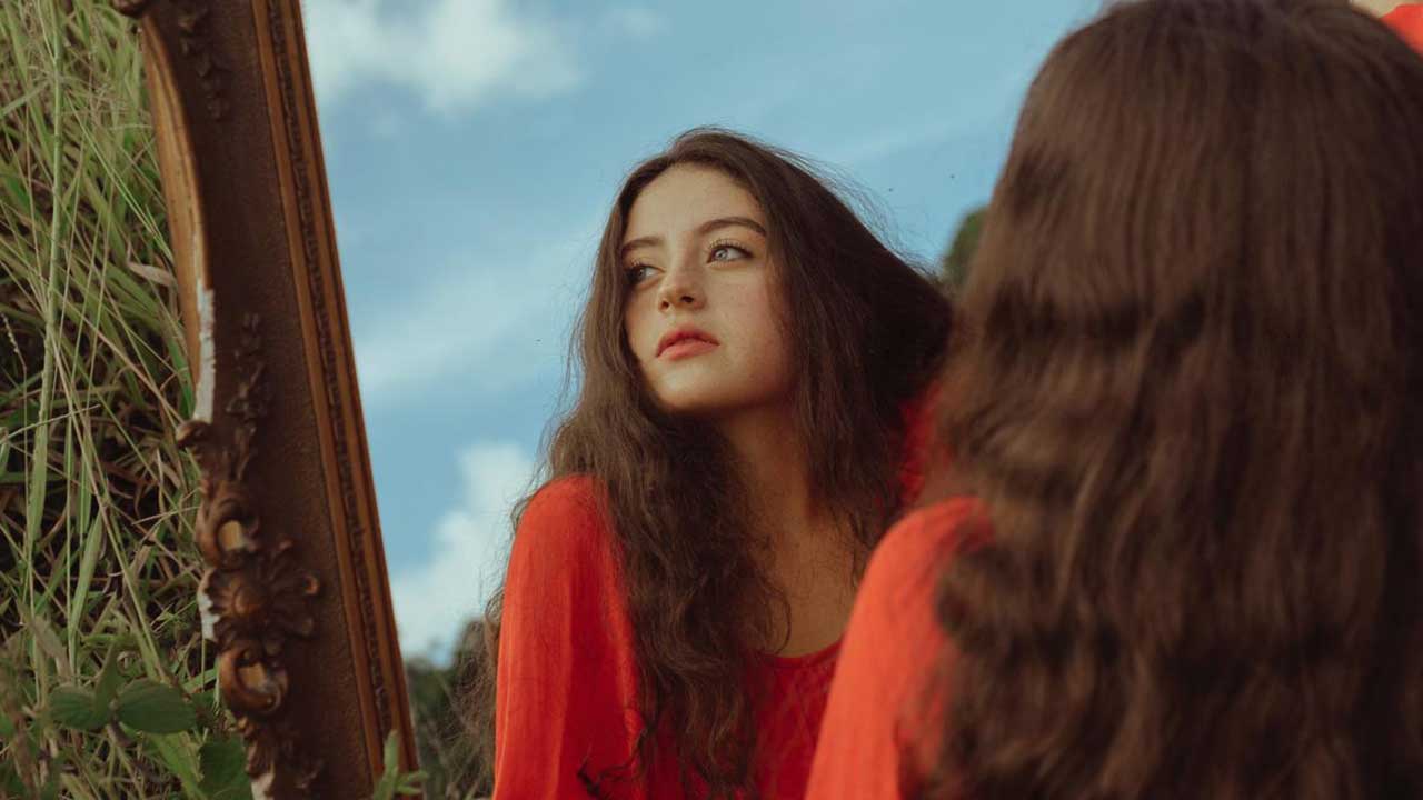 'O que me espera', de Laura Buarque estreia nas plataformas de streamings