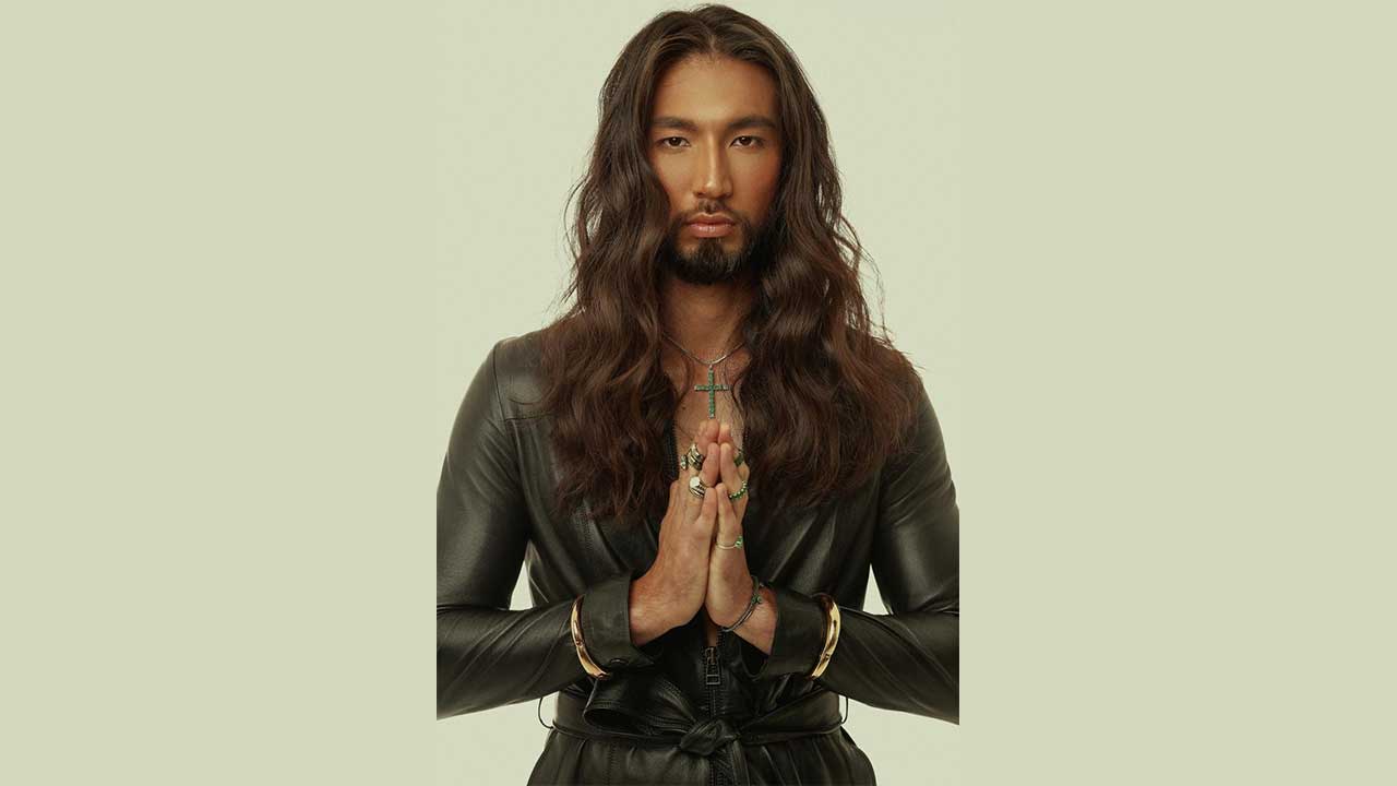 Com joias milionárias, modelos brasileiros posam para editorial de moda