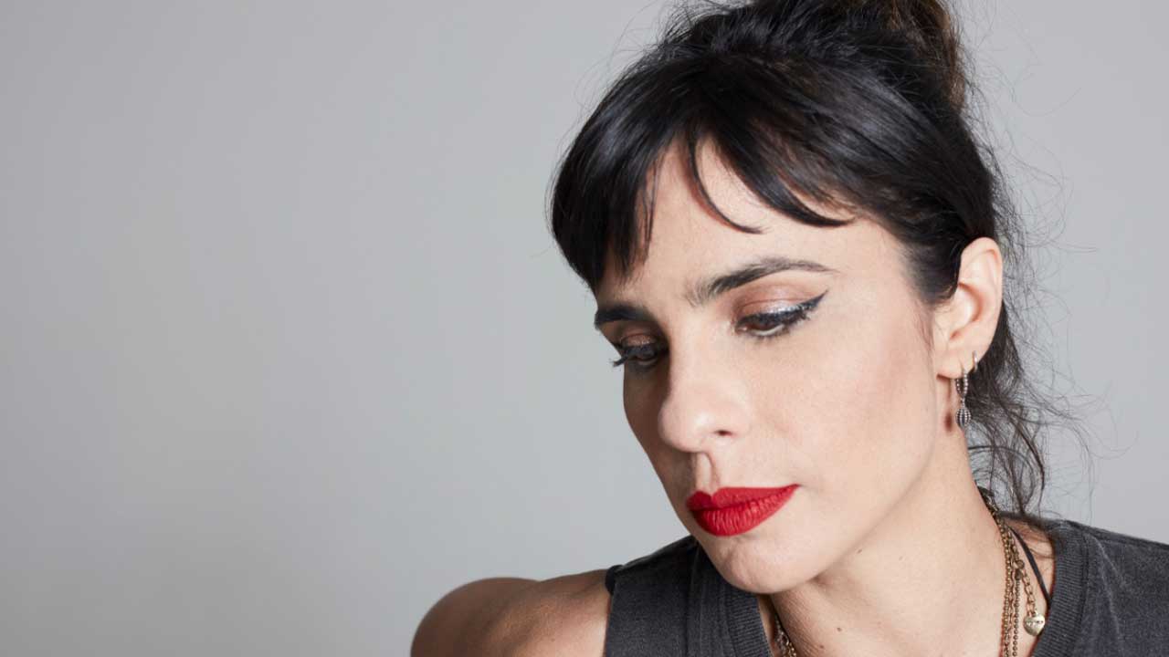 Maria Ribeiro participa de Mostra de Teatro On-Line com lucros à famílias carentes