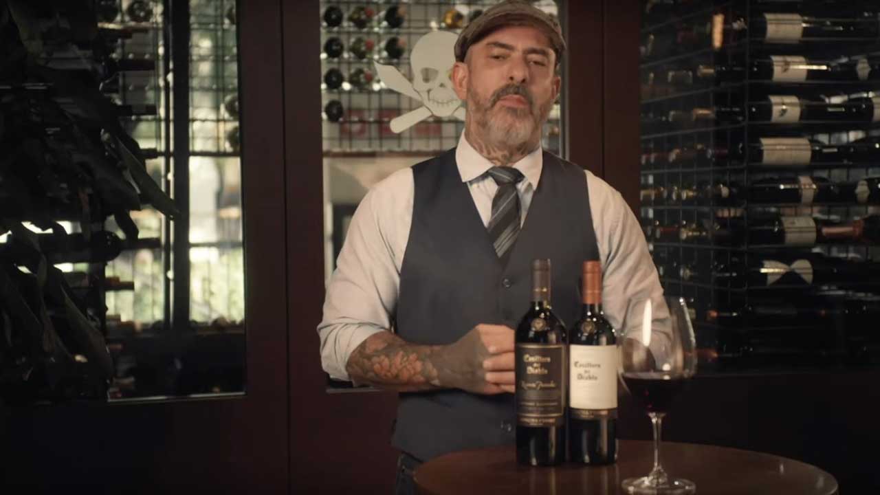 HENRIQUE FOGAÇA ESTRELA NOVA CAMPANHA DE CASILLERO DEL DIABLO