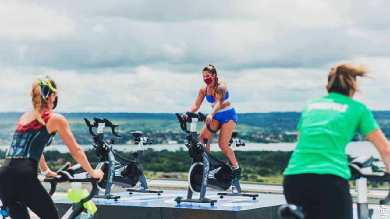 Brasília sedia treino de bike nas alturas
