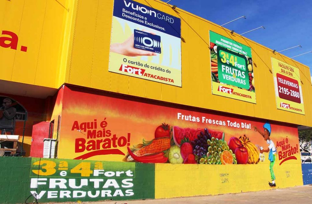 Fachada da Ford Atacadista de Ceilândia. Foto: Buzz Filmes