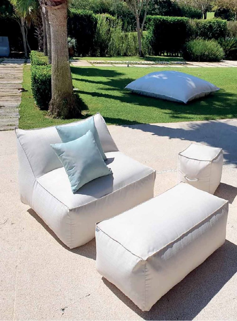 CHAISE SÃO MIGUEL E APOIO MILAGRES. Foto: Divulgação