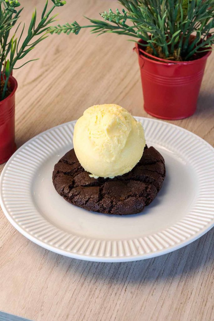 Cookie Brownie com Sorvete - American Cookies. Foto Samir Felix
