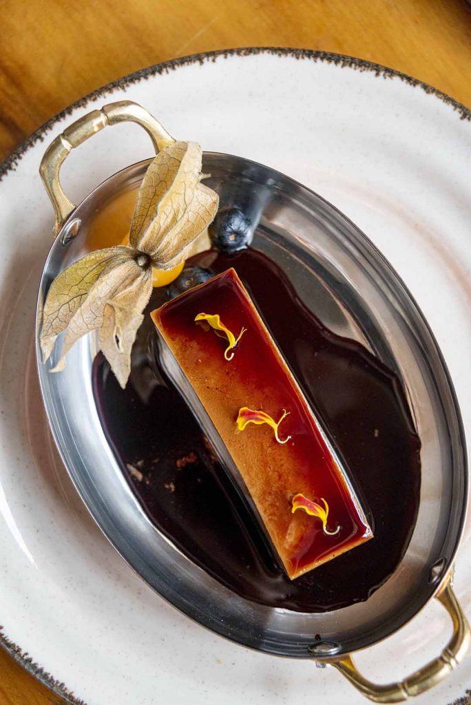 Pudim de uva com calda caramelizada de uva. Foto: Fernando Pires