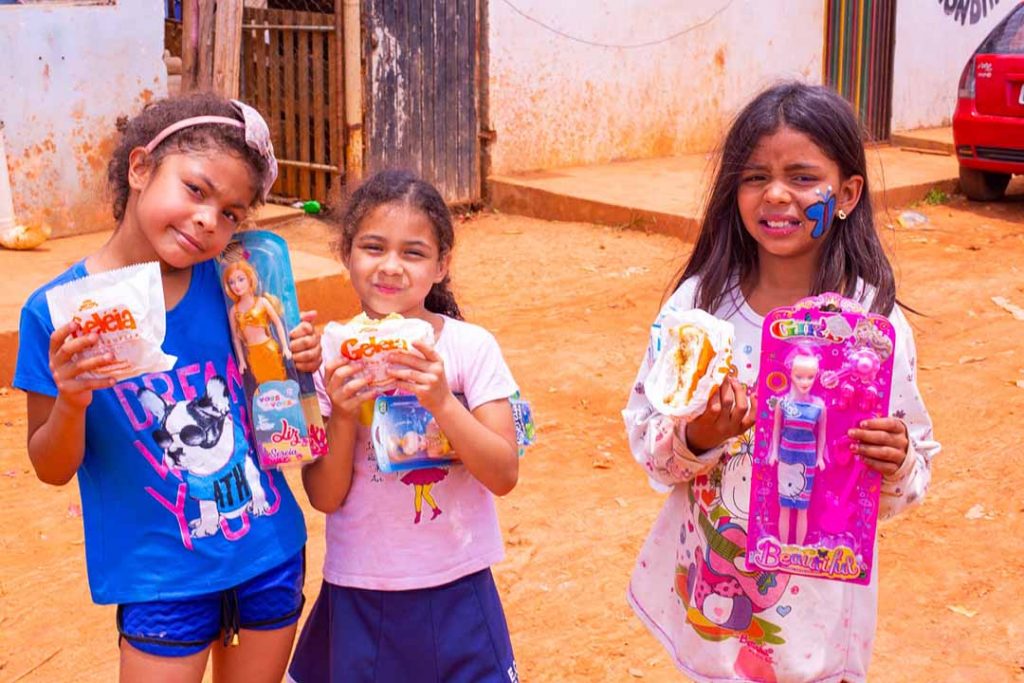 Ação Mês das Crianças do Projeto Nós Por Nós