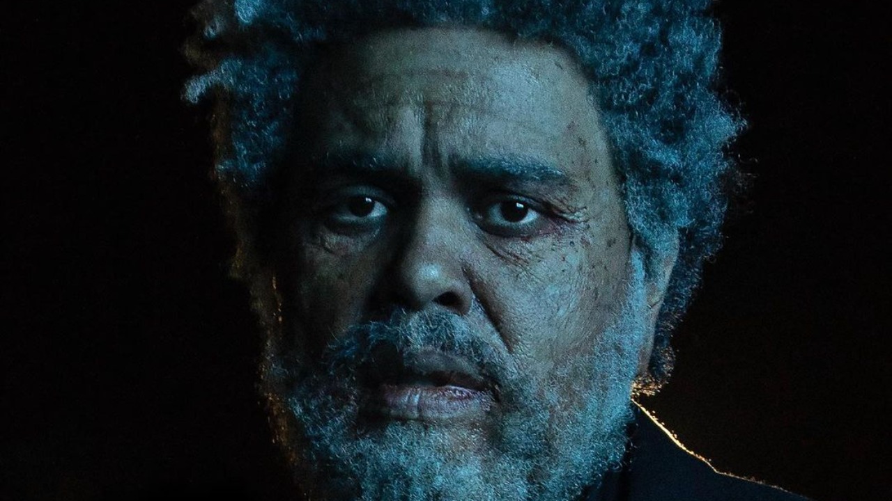 O cantor lançou o seu mais novo álbum nesta última sexta-feira (7) e os fãs do artista comemoraram o lançamento.