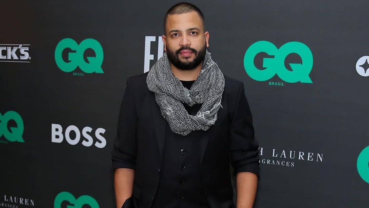 O cantor participou da edição de 2021 e sofreu uma das maiores rejeições da temporada, "Quando eu saí, me perguntei o que tinha ido fazer lá"