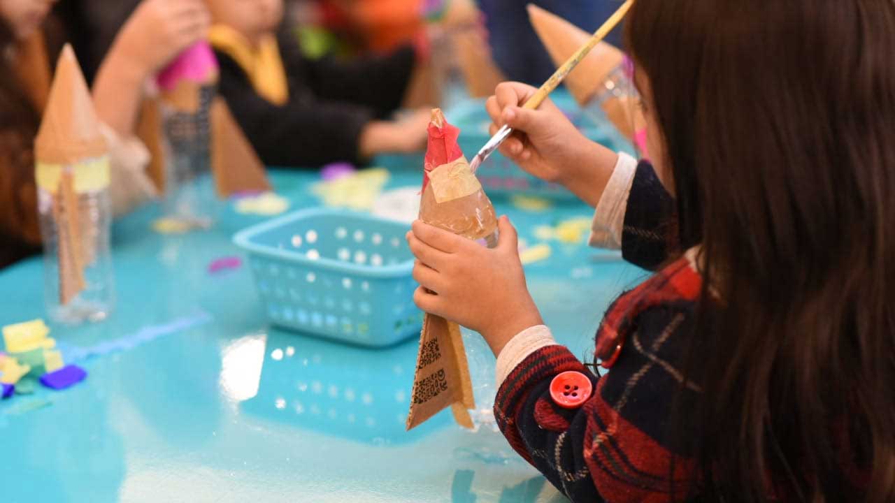 Organização social oferece vagas para oficinas gratuitas para crianças e adolescentes com déficit intelectual ou visual