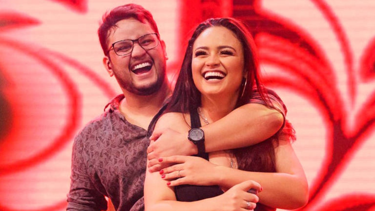 A cantora apareceu em suas redes sociais contando o que fará com sua vida profissional após a perda do amigo e companheiro de palco.