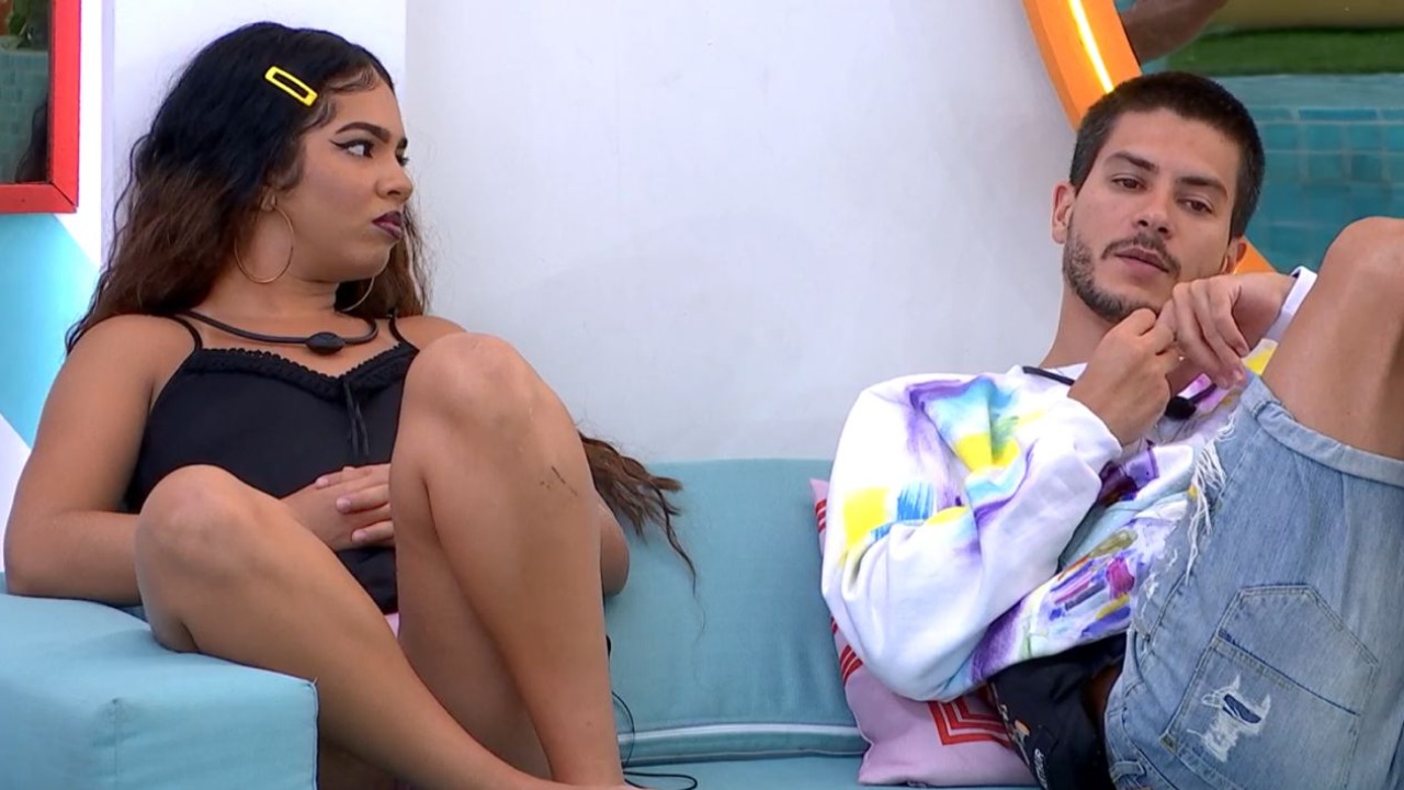 Os dois, que vinham se estranhando desde as primeiras semanas do programa, estão se unindo e os internautas comentam