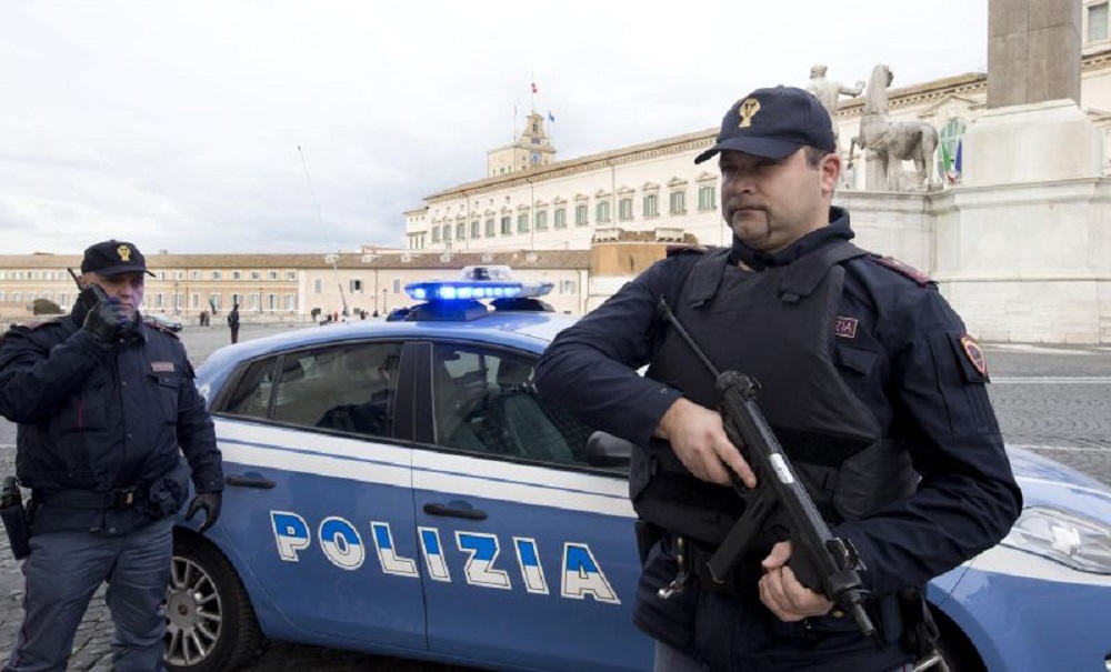 policia italiana