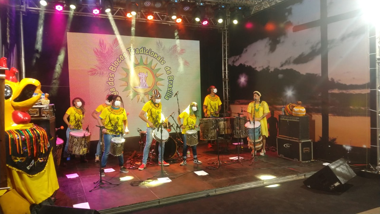 Por meio das transmissões ao vivo desde o novo decreto do governador, os encontros dos Blocos Tradicionais vão até 13 de março