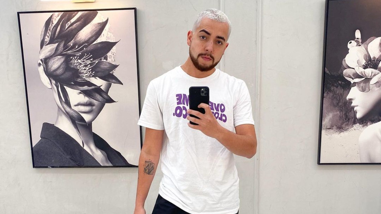 “A filha do Arthur tem mais carisma que o Lollipop inteiro”, comenta o ator no bate-papo ‘Splash Show’ que rolou nesta madrugada