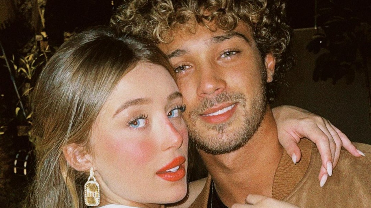 Eles estavam juntos desde o início de fevereiro deste ano; A influenciadora comunicou os fãs através das redes