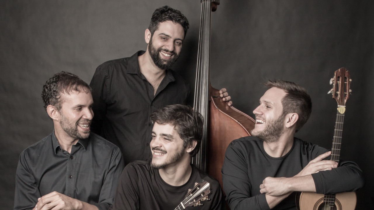 A comemoração acontece no dia 30 de abril e conta com as apresentações dos grupos SOM Trio e Gypsy Jazz Club