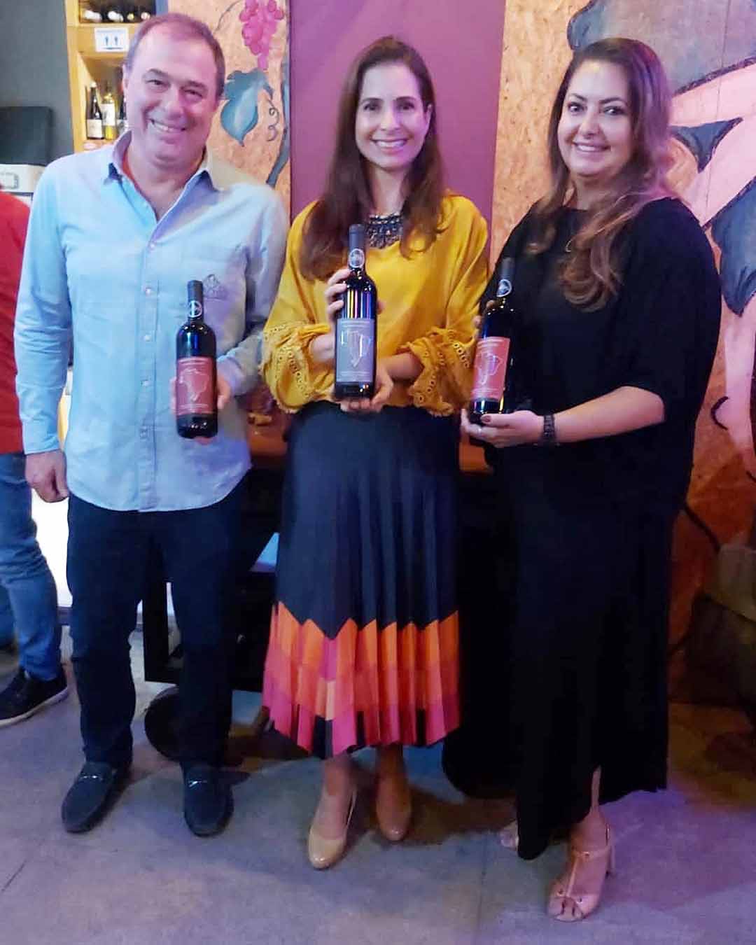 Fabrício Marchese, Cynthia Malacarne e Renata Sanches