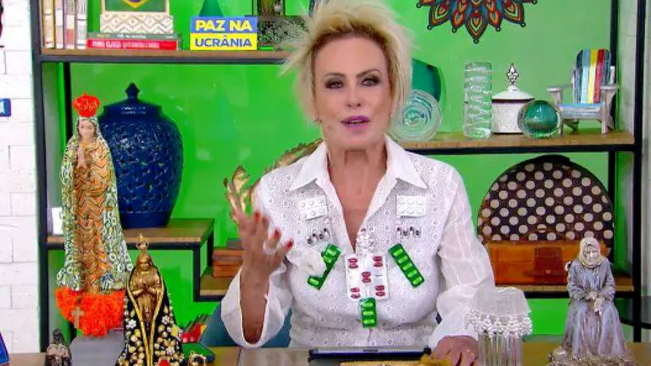 A apresentadora já fez outras críticas em seu programa; Ela já apareceu usando um colar de cenouras e uma bolsa de gás de cozinha