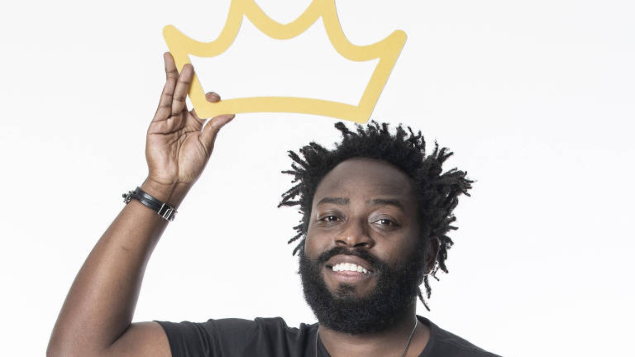 Em uma disputa de sorte e memória, o ator levou a melhor; No VIP ele colocou Pedro Scooby, Gustavo e Arthur Aguiar