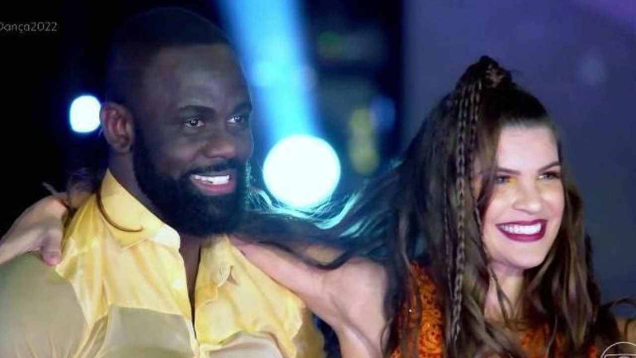 O ritmo de ontem (10) foi forró da pisadinha; Na equipe de jurados, grandes nomes como Chay Suede e Ana Botafogo