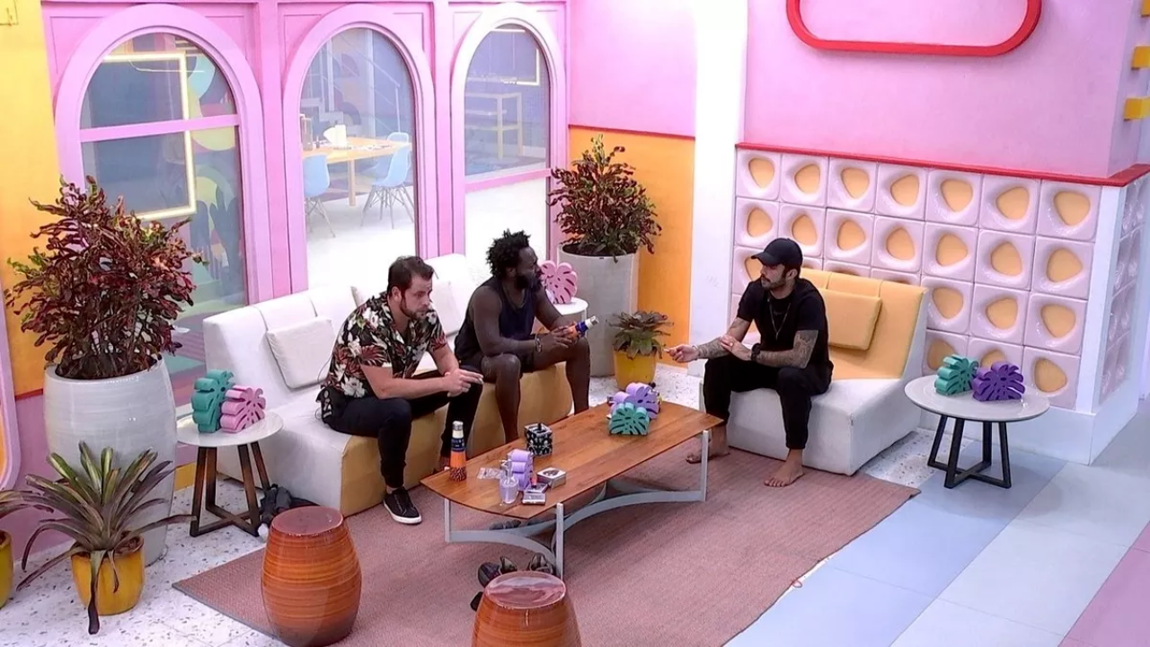 “Ficou de figurante em dois paredões”, comentou o brother em uma conversa com Douglas Silva e Pedro Scooby