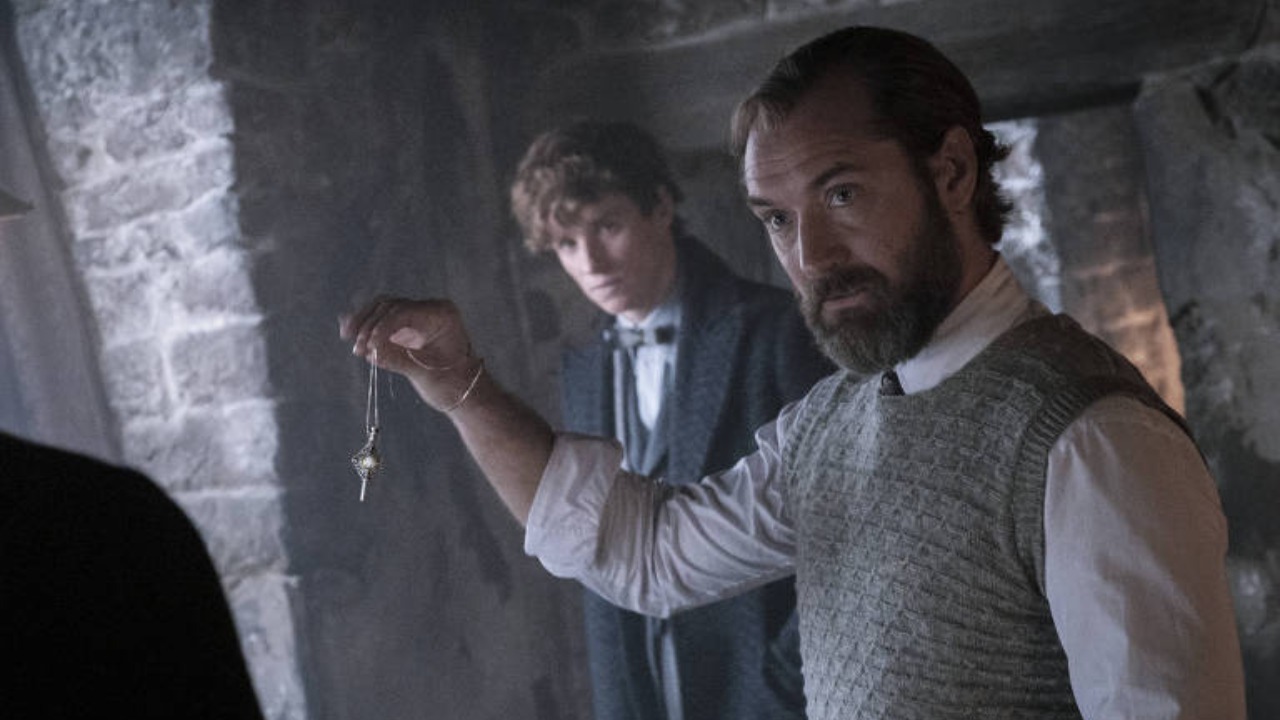 Os seis segundo retirados do longa, de 142 minutos de duração, faziam alusão ao relacionamento entre os personagens