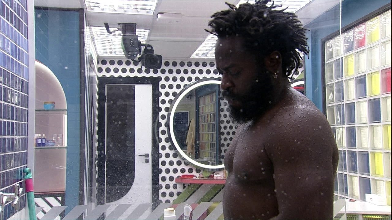 Durante o banho após a curtição, o ator pensou na possível saída e afirmou que caso isso ocorra, está tudo bem