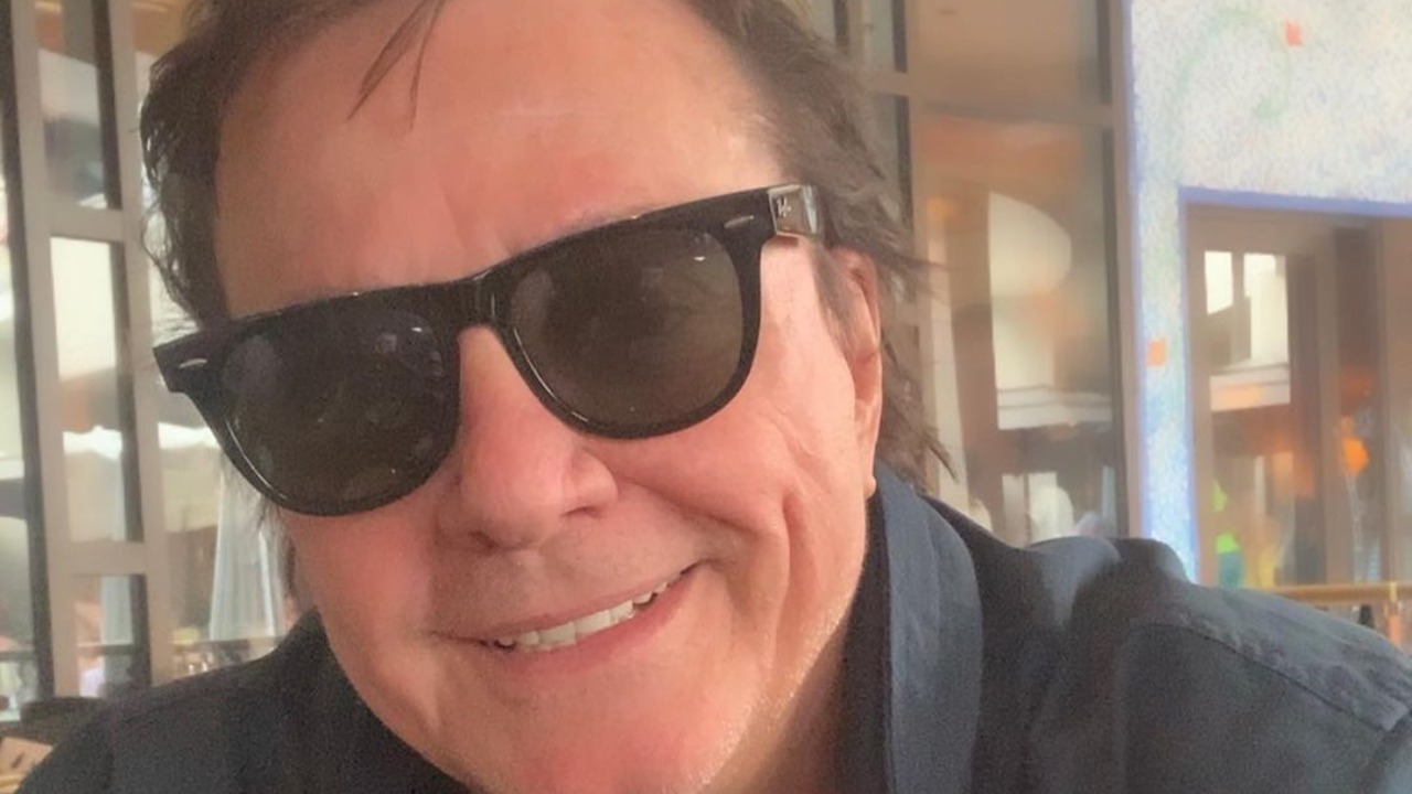 No comunicado divulgado pela equipe do cantor, eles afirmam que uma nova data será marcada e que ingressos seguem válidos