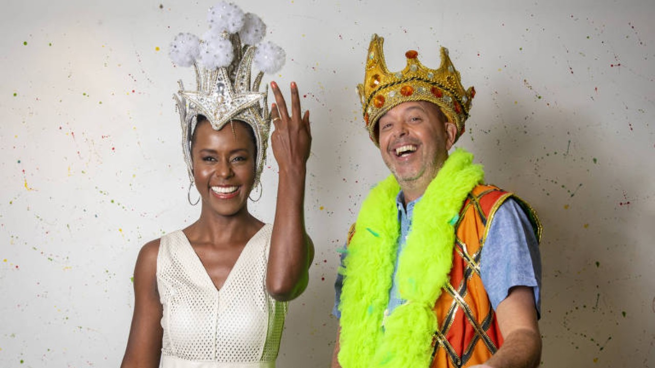 A dupla ficou responsável por apresentar o Carnaval fora de época, e por isso ficaram de fora do último programa