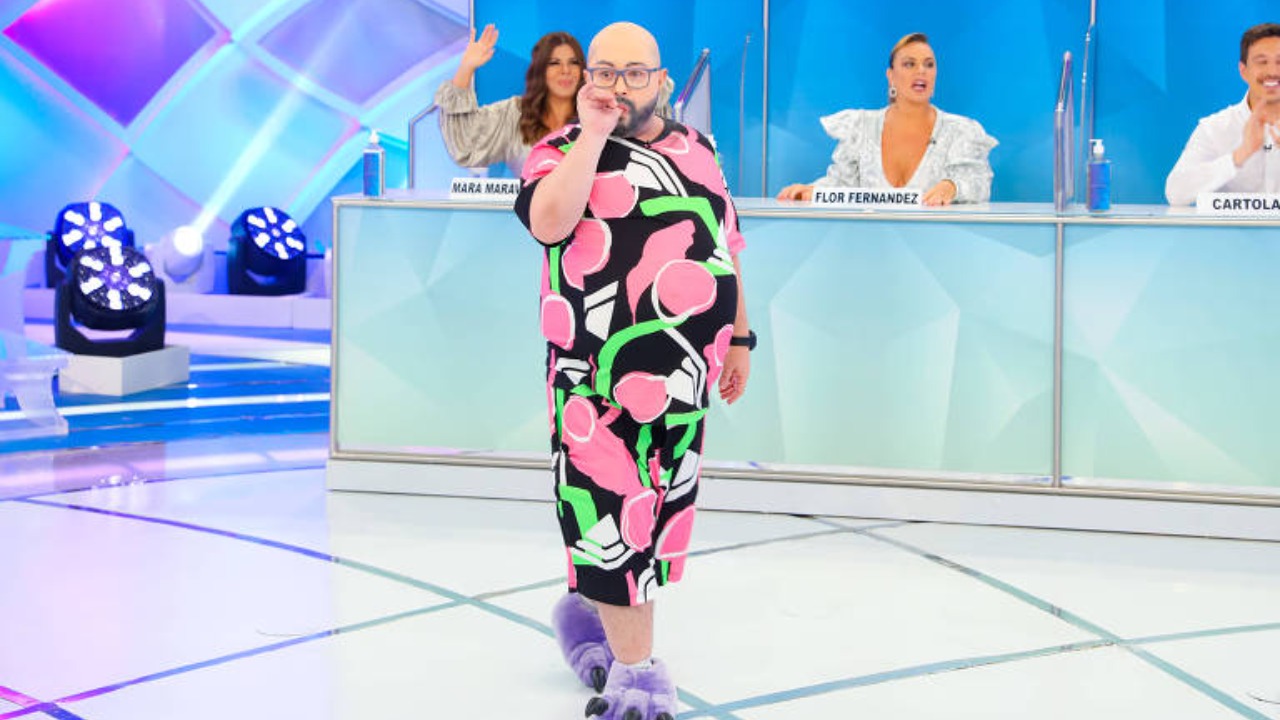 Em uma conversa com Alexandre Porpetone, o apresentador e dono do SBT falou sobre o neto sobre a imitação do comediante