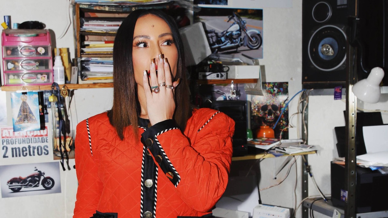 Um novo programa da GNT “Desapegue Se For Capaz”, estreia hoje, dia 6 de maio, às 21h45, com a classificação livre