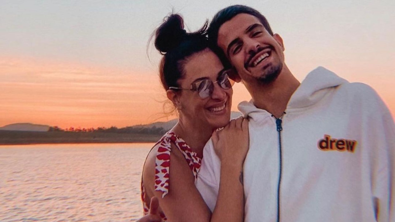 O filho da atriz compartilhou com seus seguidores nas redes sociais uma sequência de registros em homenagem a mãe