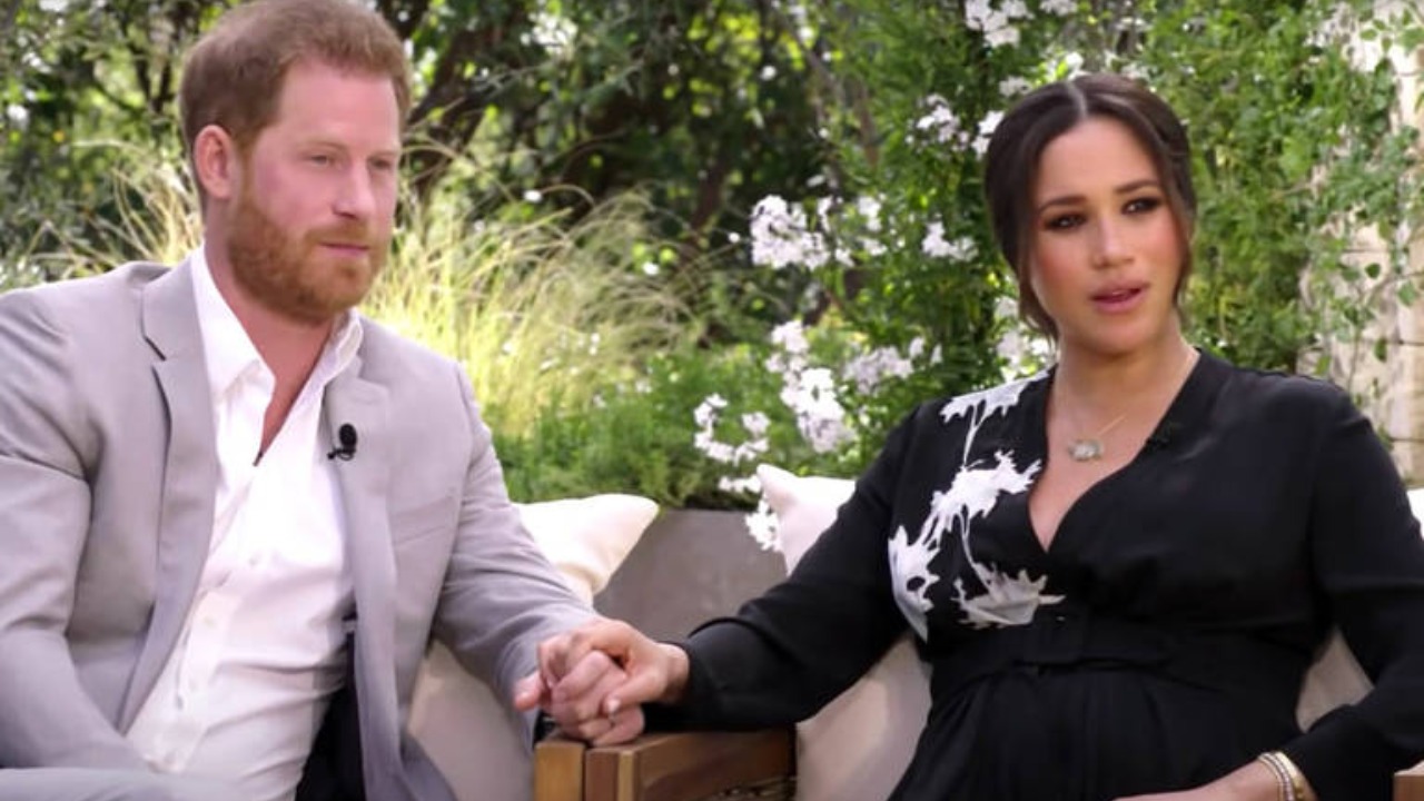 Segundo o The Sun, a oferta do casal pela casa garantirá um cenário real para a gravação de um documentário para a Netflix