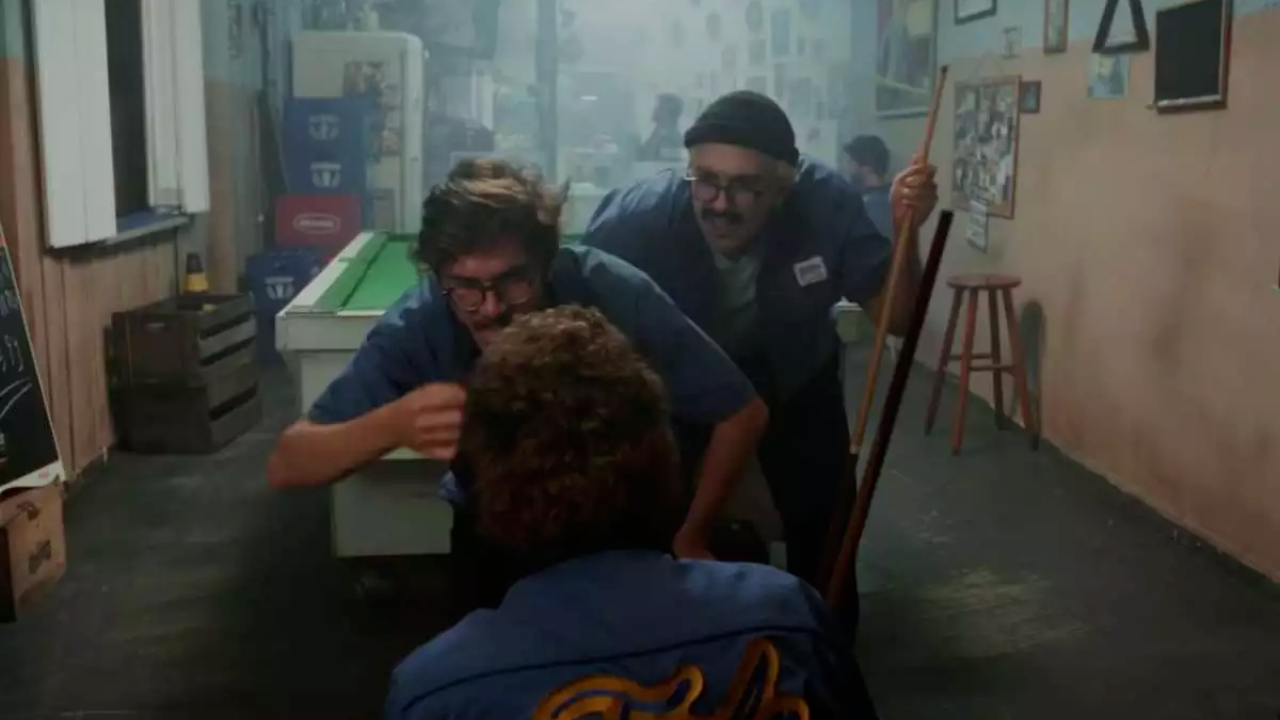 Como um clipe gravado em um boteco de Curitiba, cresce 296% em uma semana, saltando 83 posições no YouTube, do 98º para o 15º lugar