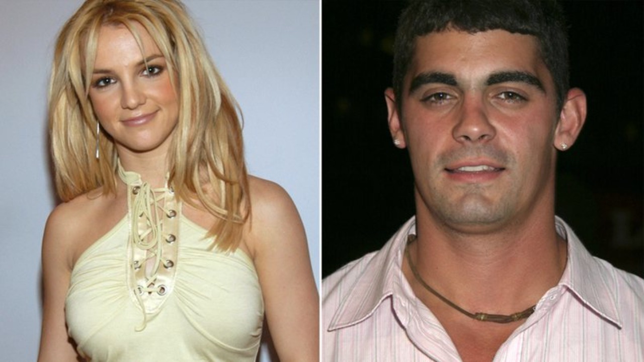 Alexander chegou a fazer uma live em seu perfil no Instagram para mostrar o local da cerimônia e as decorações que estavam sendo montadas