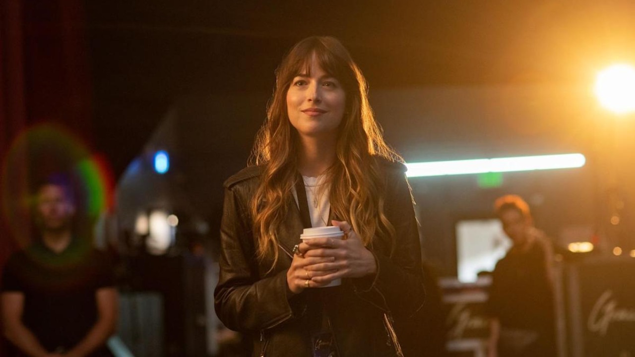 O longa dirigido por Cooper Raiff e produzido nos Estados Unidos, estreia nesta sexta-feira, dia 17, no Apple TV