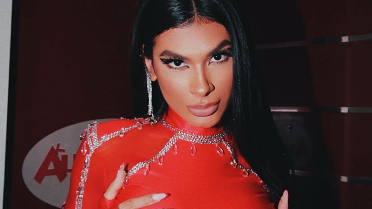 A cantora precisou finalizar sua apresentação, onde conseguiu cantar apenas três músicas, e desabafou sobre o ocorrido em suas redes