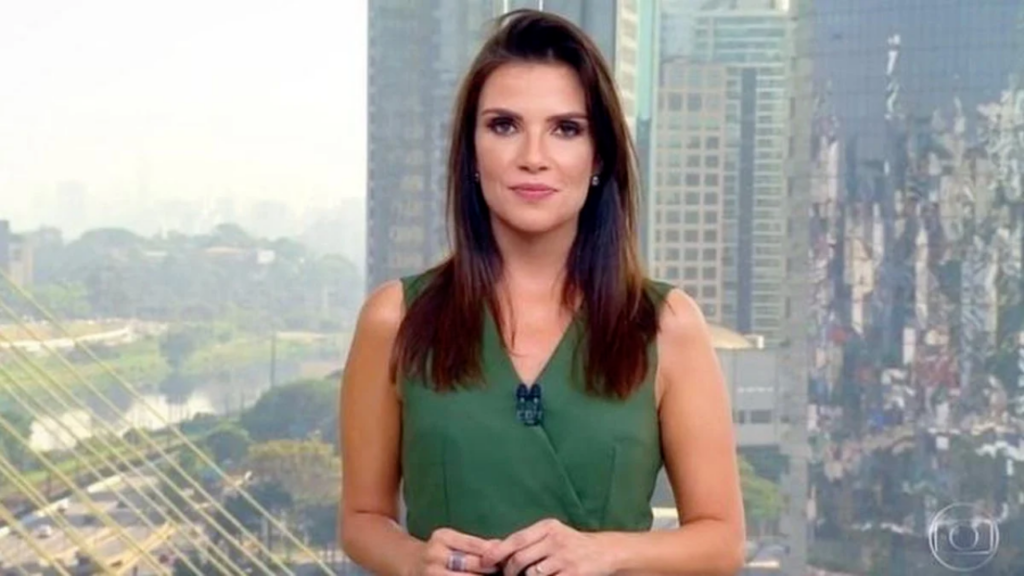 Por meio de suas redes sociais, a jornalista comunicou o afastamento e reforçou aos seguidores a importância da vacinação
