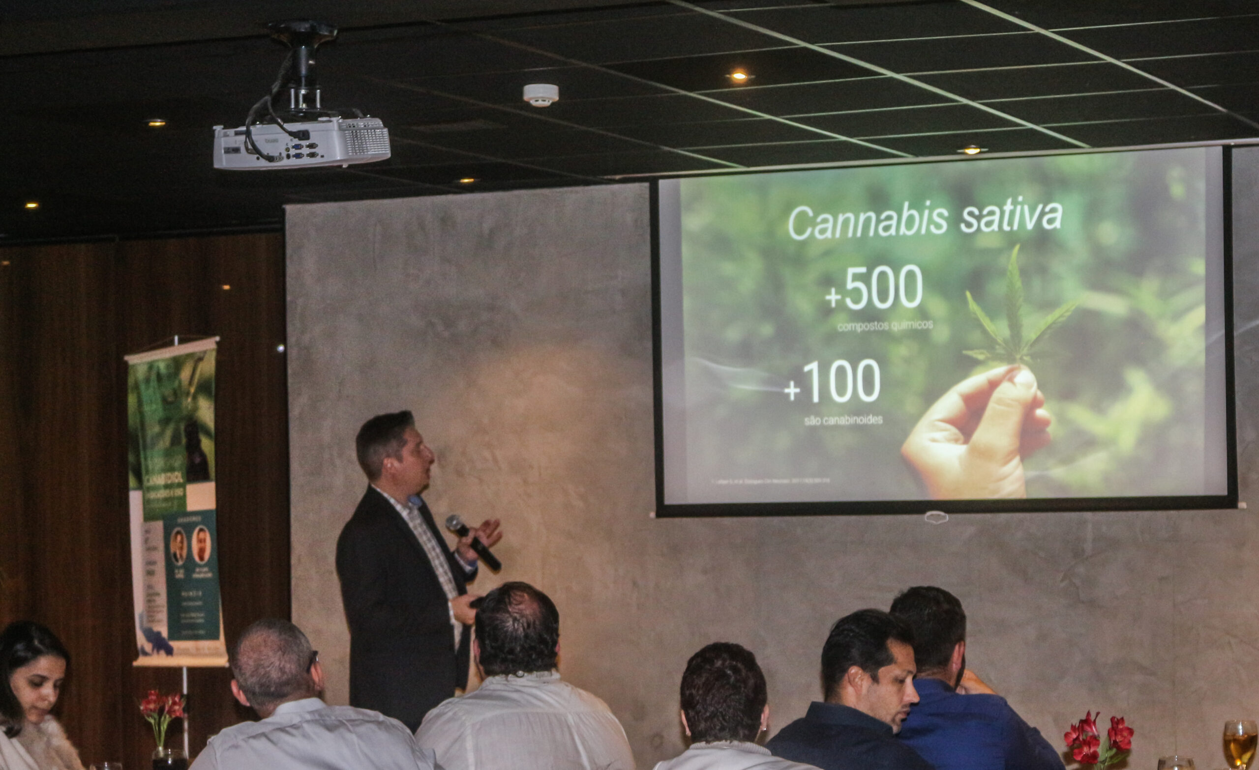 Empresa promove workshop sobre medicina canabinoide