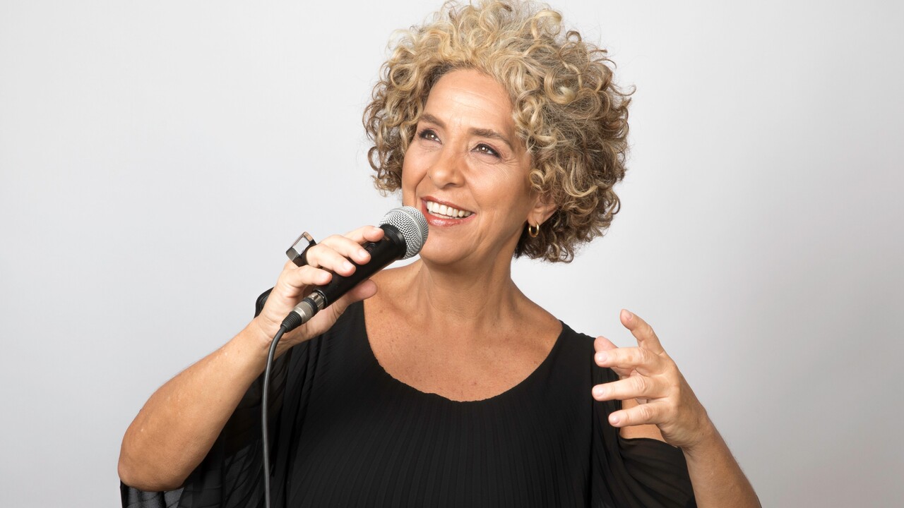 Com mais de 70 anos de idade e em plena atividade, Clodo Ferreira será festejado em espetáculo idealizado pela cantora