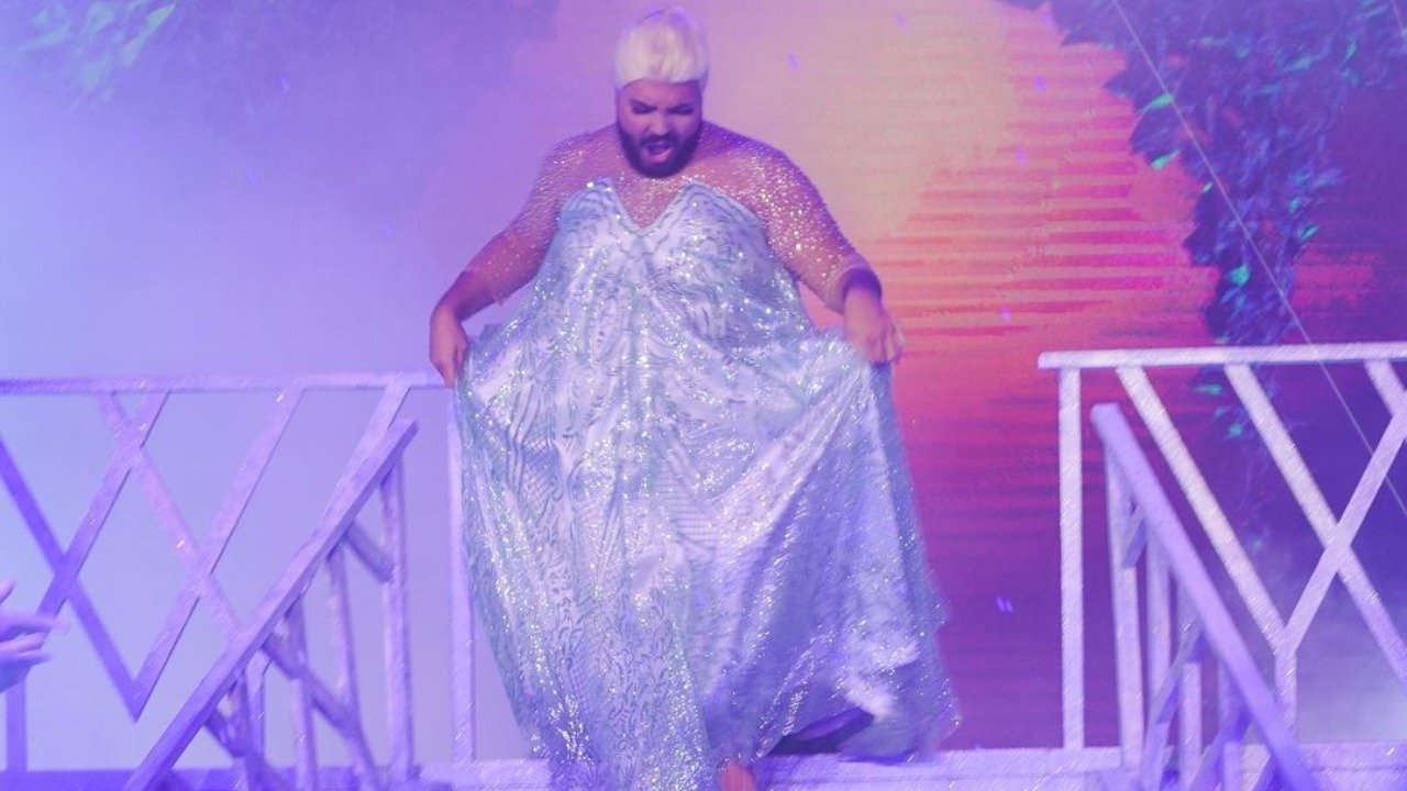 O novo quadro do programa, o 'Lip Sync', é um reality em que famosos dublam músicas conhecidas pelo público