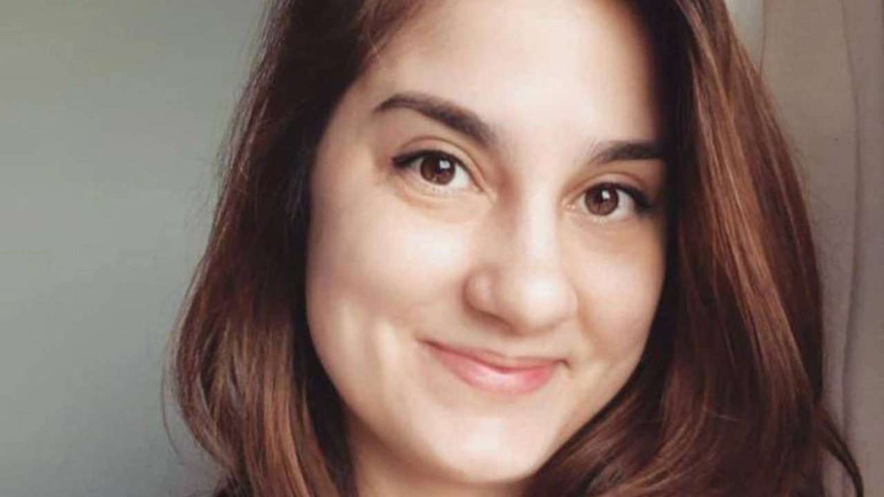 A obra, que é voltada ao público jovem adulto, é a quarta obra da autora brasiliense publicada em versão física